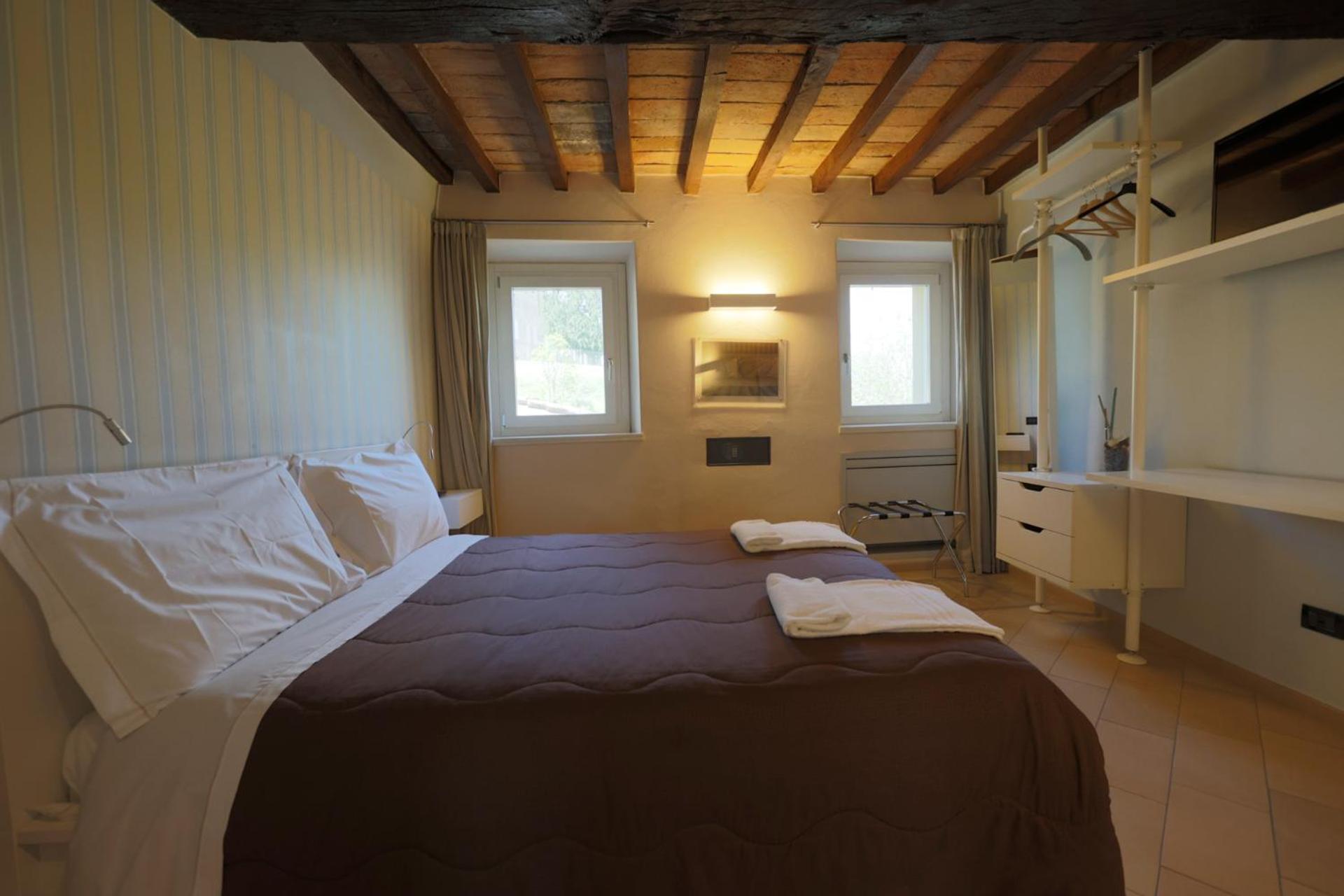 Emilio'S Rooms كاستلفترو دي مودينا المظهر الخارجي الصورة