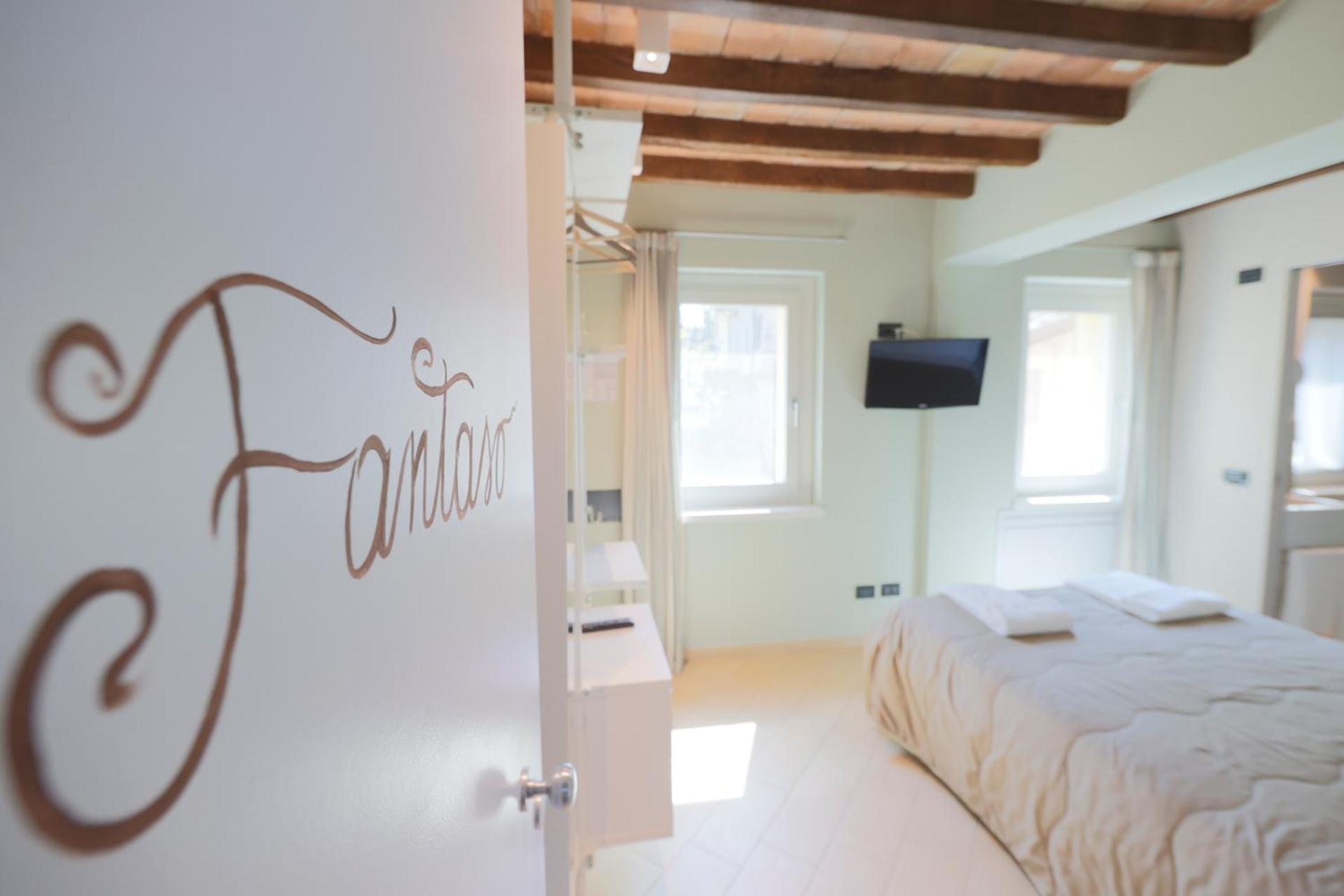 Emilio'S Rooms كاستلفترو دي مودينا المظهر الخارجي الصورة