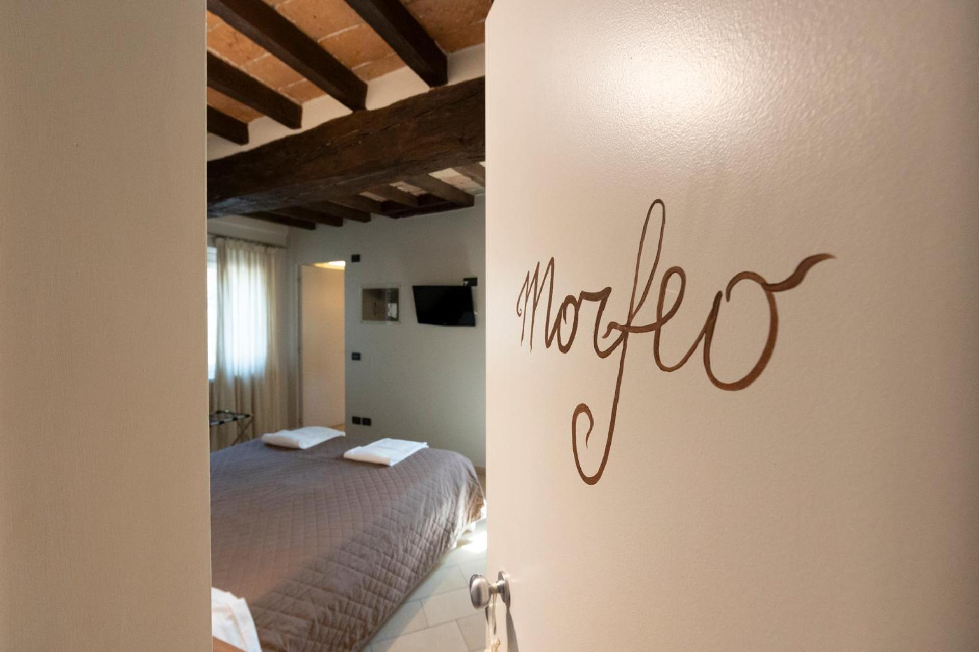 Emilio'S Rooms كاستلفترو دي مودينا المظهر الخارجي الصورة