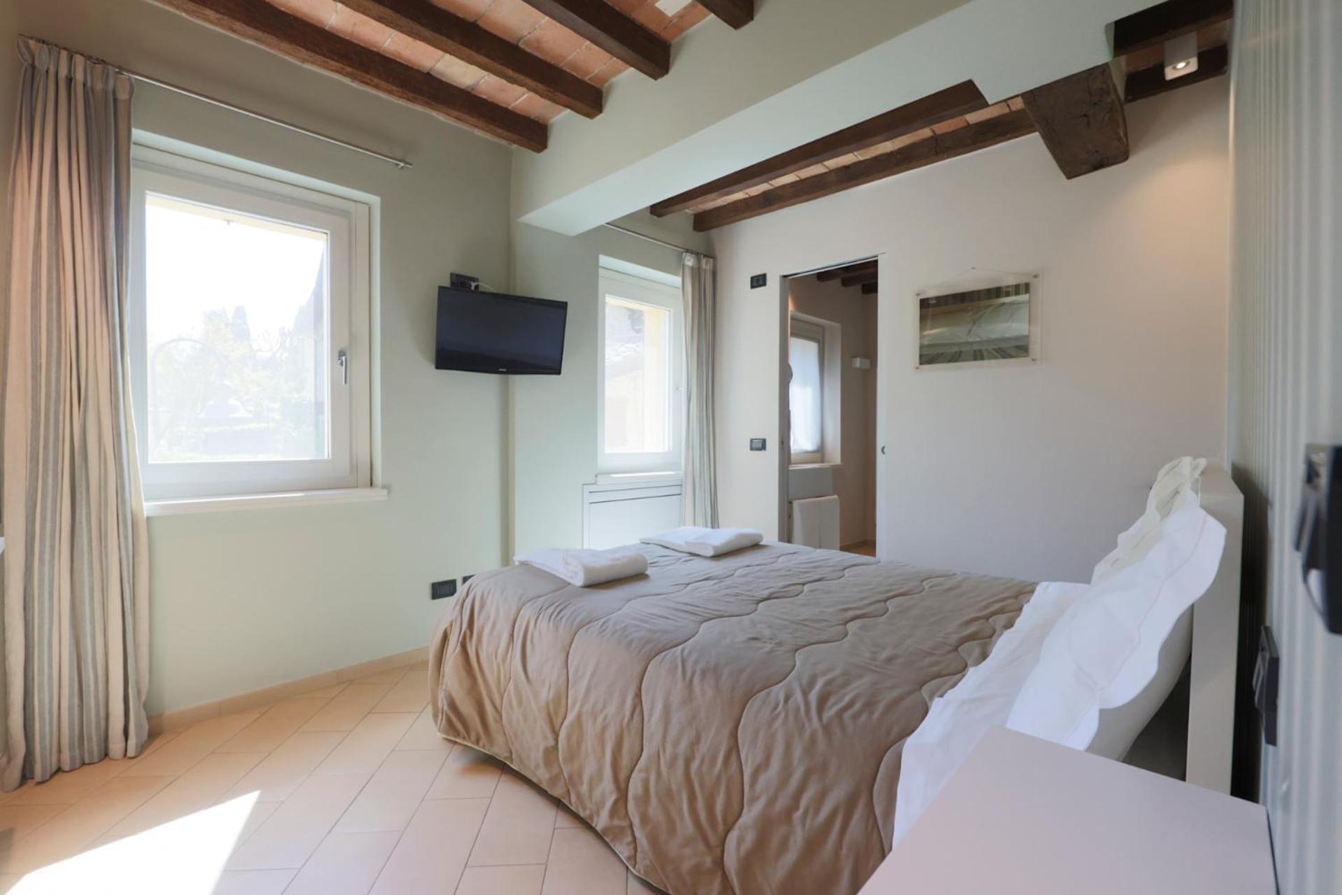 Emilio'S Rooms كاستلفترو دي مودينا المظهر الخارجي الصورة